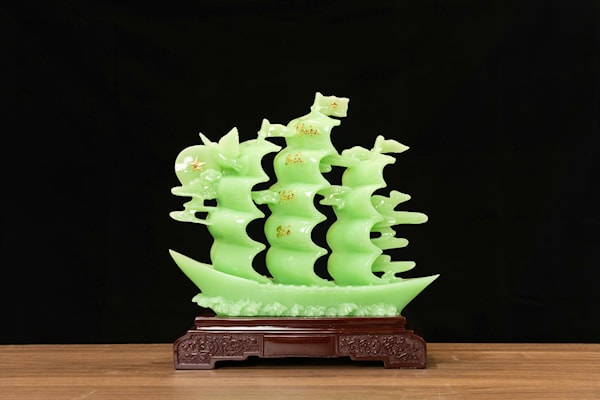 THUẬN BUỒM HẢI ÂU NHỎ